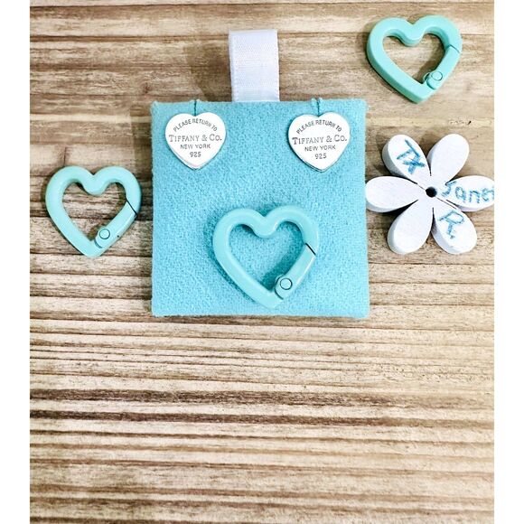 RARE MEDIUM Return to Tiffany Heart Earrings, Silver - Picture 2 of 16